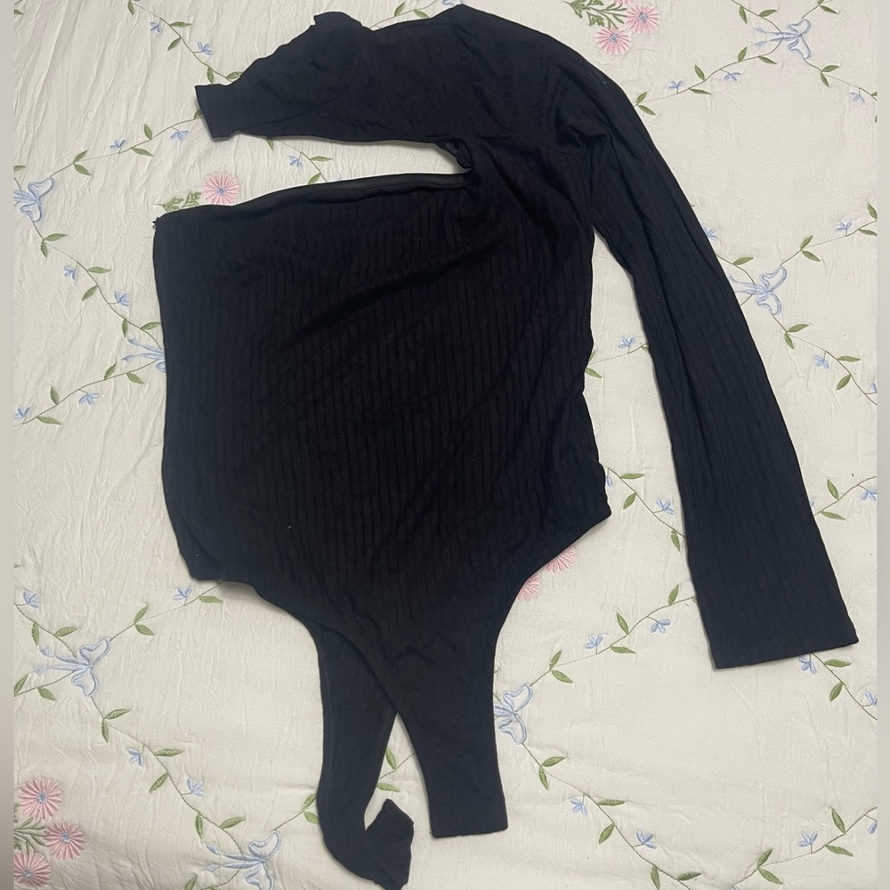 Fashion Nova Black Bodysuit